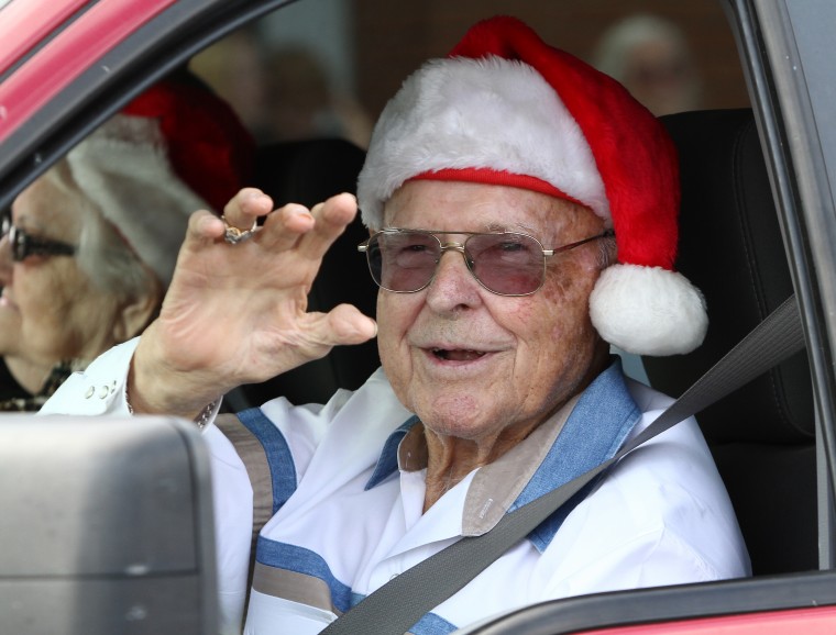 Armed Services YMCA hosts Christmas parade